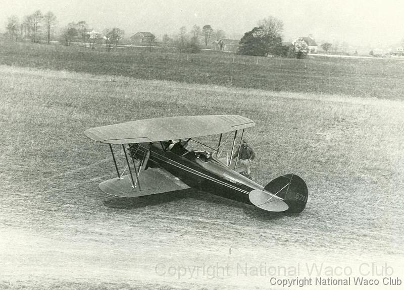 1929 Waco ATO NC6711.jpg
